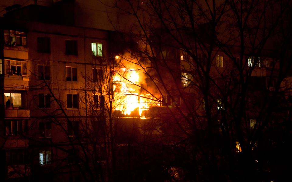 Из-за пожара на Салтовке погиб один человек - Видео